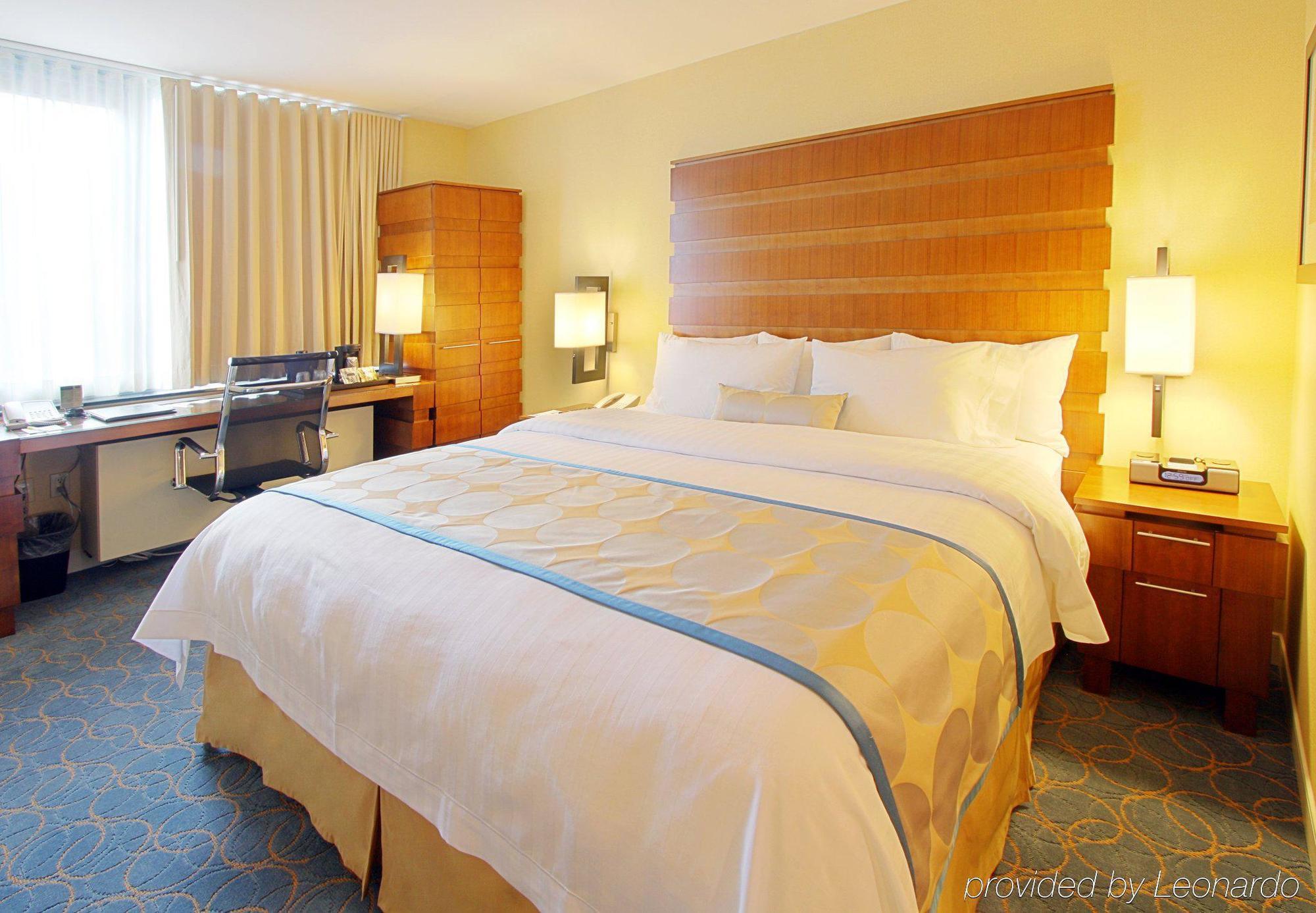 Fairfield Inn & Suites By Marriott New York Manhattan/Fifth Avenue Экстерьер фото