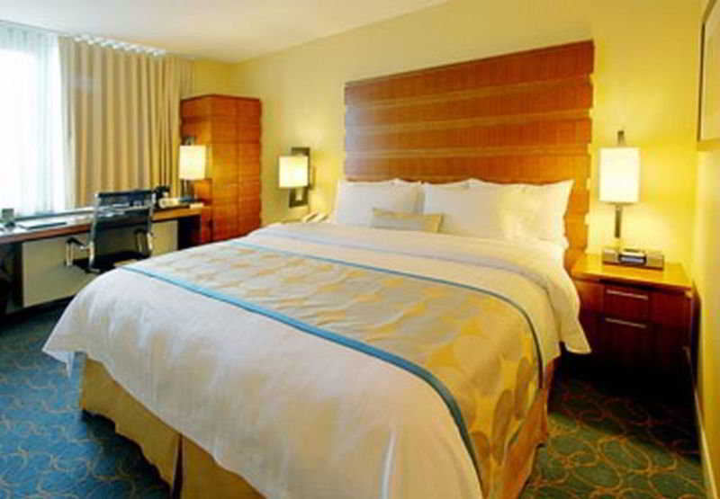 Fairfield Inn & Suites By Marriott New York Manhattan/Fifth Avenue Экстерьер фото
